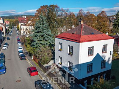Prodej rodinného domu 220 m², pozemek 774 m²