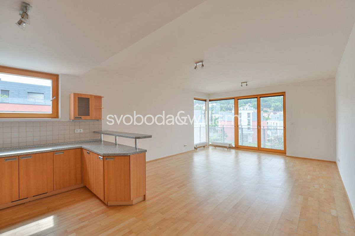 Pronájem bytu 3+kk 96 m²