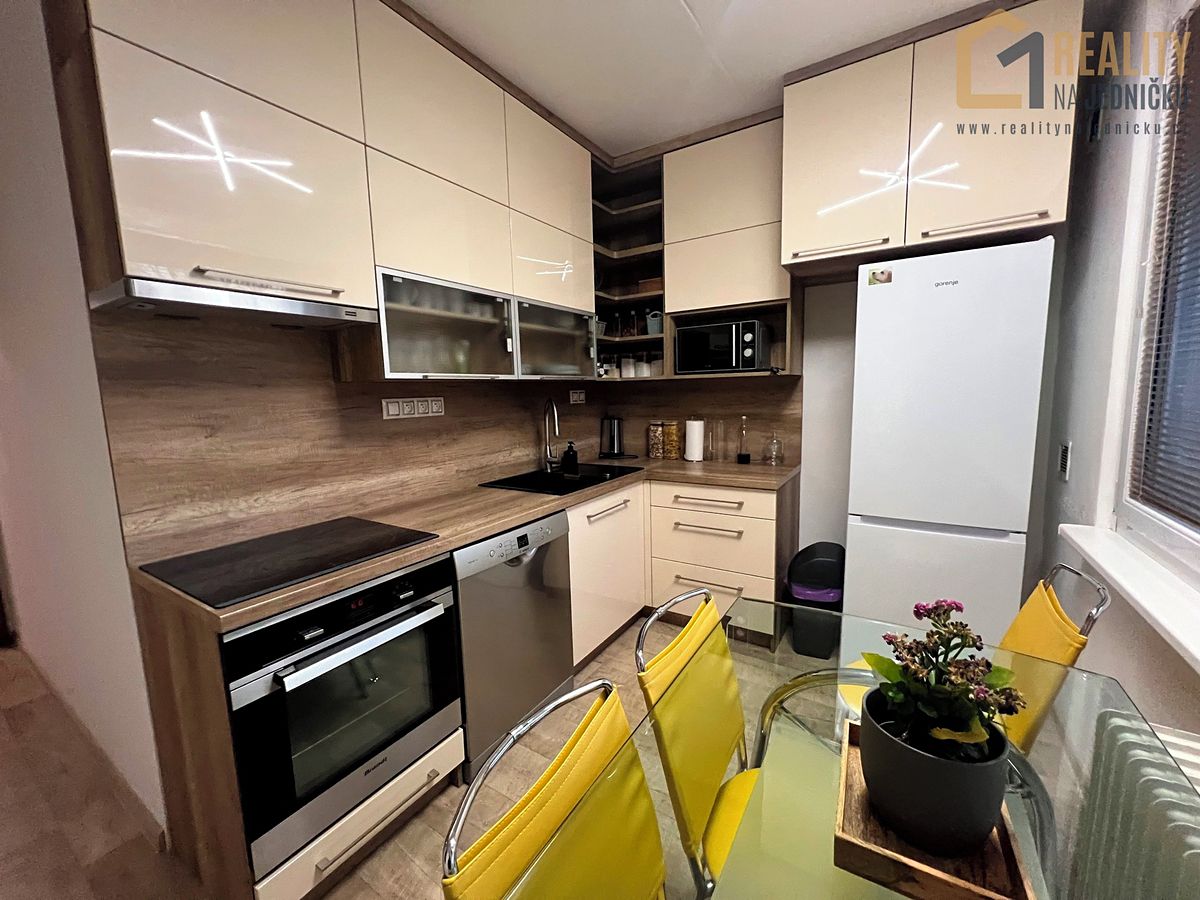 Prodej bytu 2+1 58 m² – fotografie 4