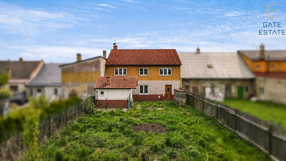 Prodej rodinného domu 203 m², pozemek 568 m² – fotografie 3