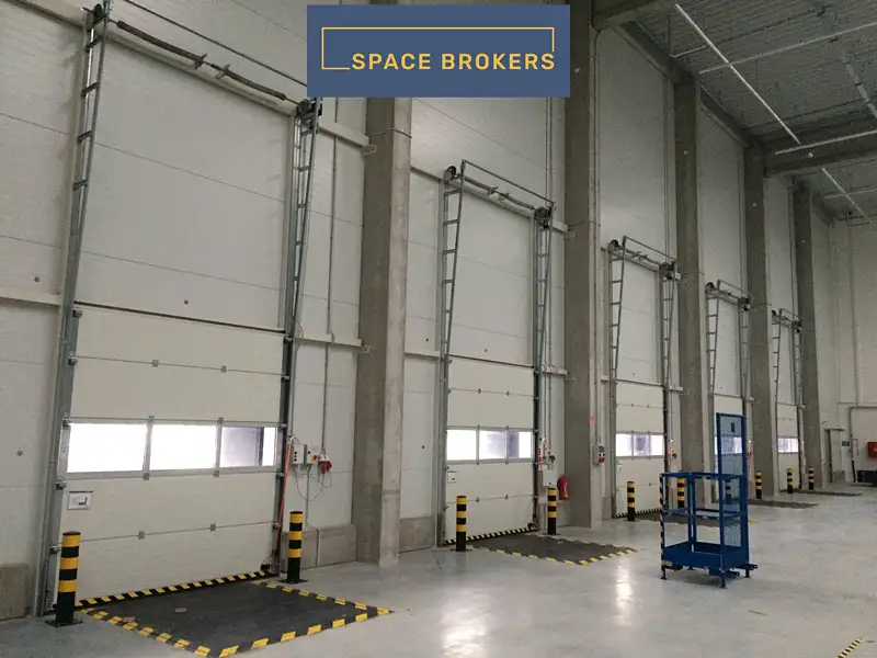Pronájem skladového prostoru 3000 m², Plzeň – náhled fotky 2
