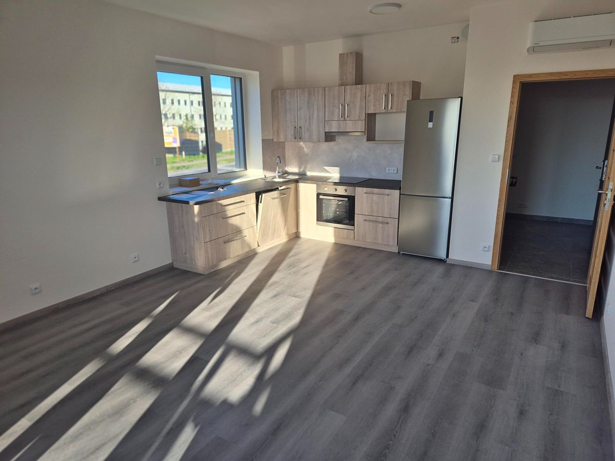 Prodej bytu 1+kk 38 m² – fotografie 2