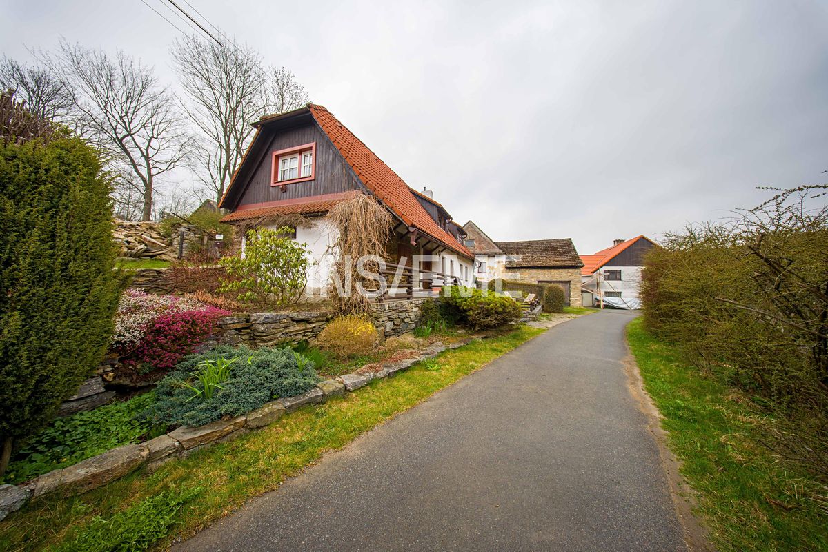 Prodej chalupy 117 m², pozemek 137 m² – fotografie 3