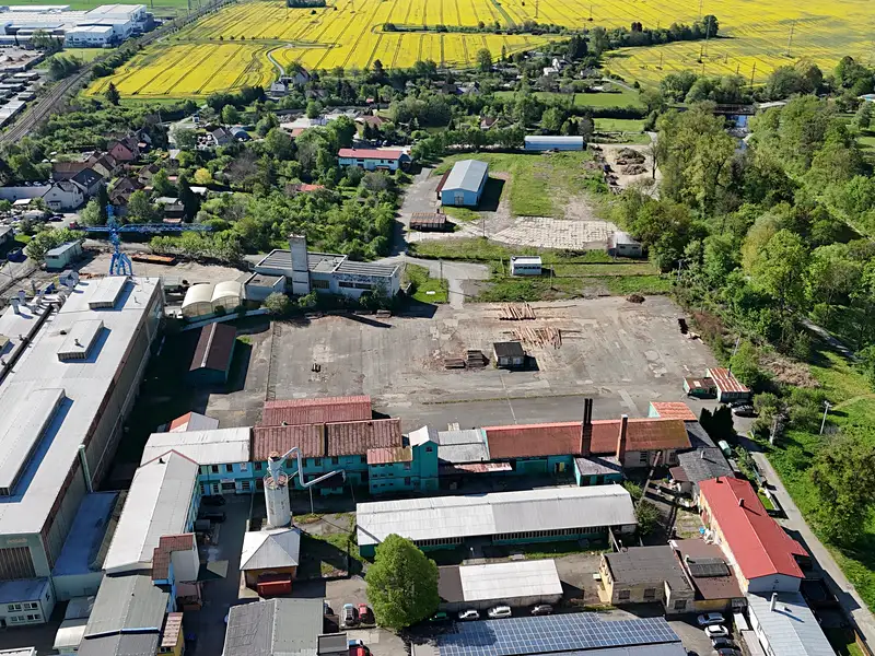 Prodej skladového prostoru 35000 m², Valašské Meziříčí – náhled fotky 2