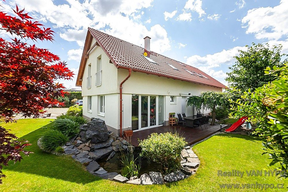 Prodej bytu 4+kk 98 m²
