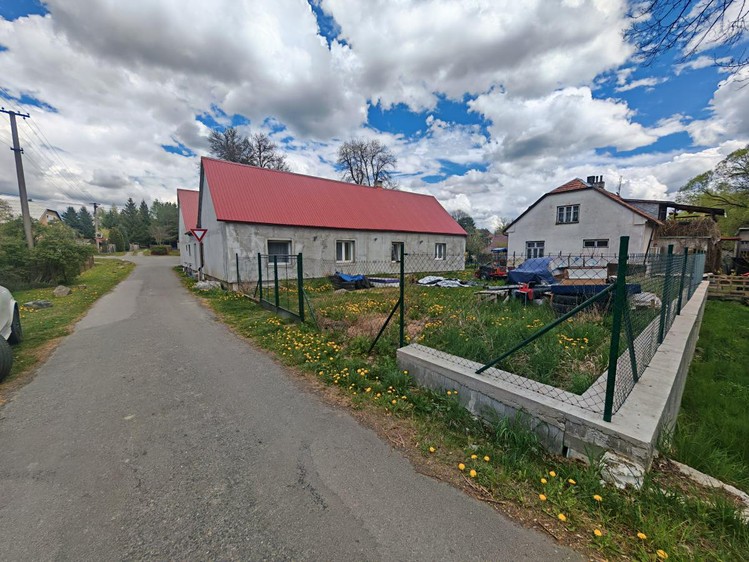 Prodej komerčního prostoru, 330 m² (4 z 28)