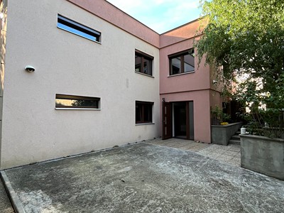 Prodej  rodinného domu 180 m², pozemek 388 m² — photo 2