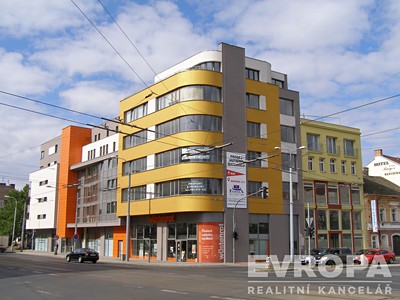 Pronájem kanceláře 81 m²