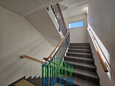 Pronájem garážového stání 15 m² — photo 4