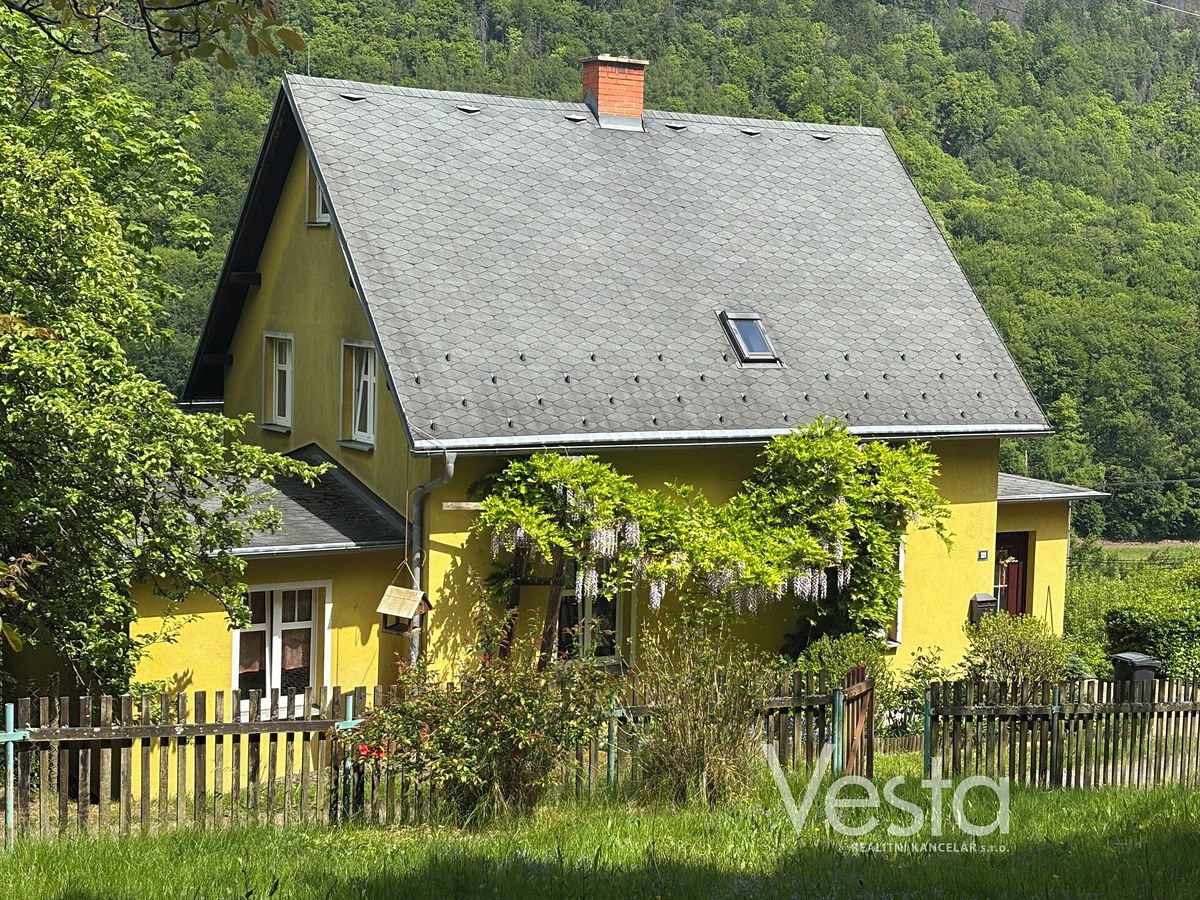 Prodej rodinného domu 120 m², pozemek 2049 m² – fotografie 2