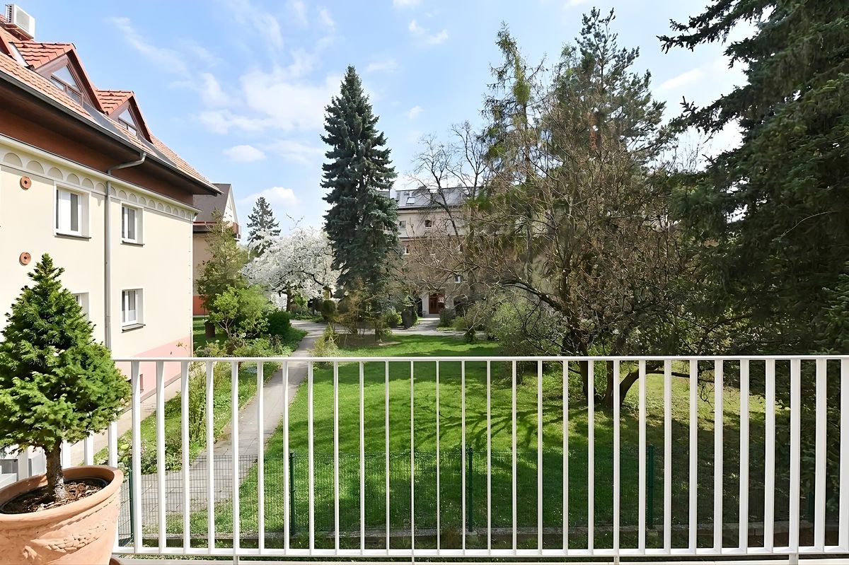 Prodej rodinného domu 272 m², pozemek 272 m² – fotografie 3