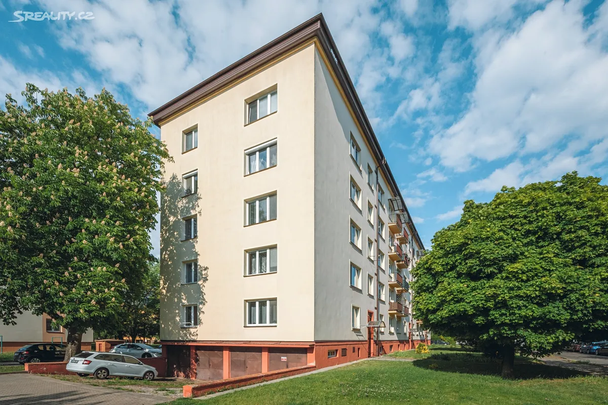 Prodej bytu 2+1 53 m², Pardubice