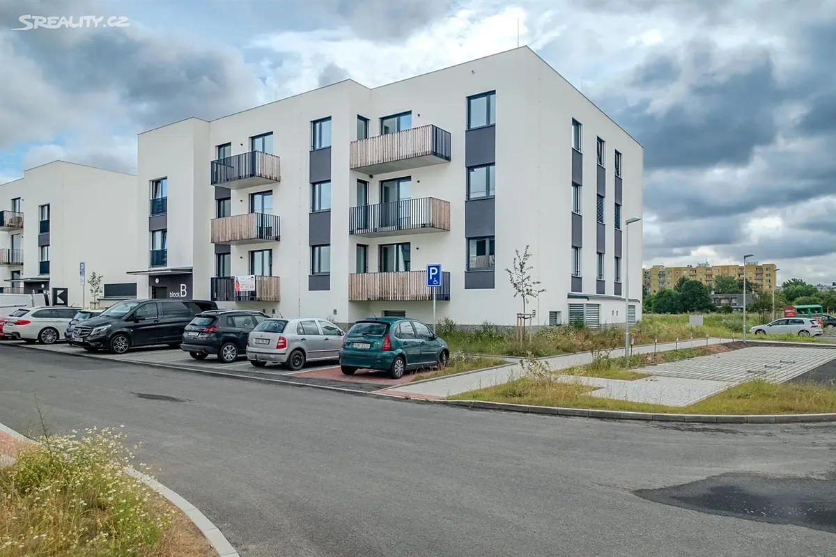 Pronájem bytu 2+kk 56 m², Dykova