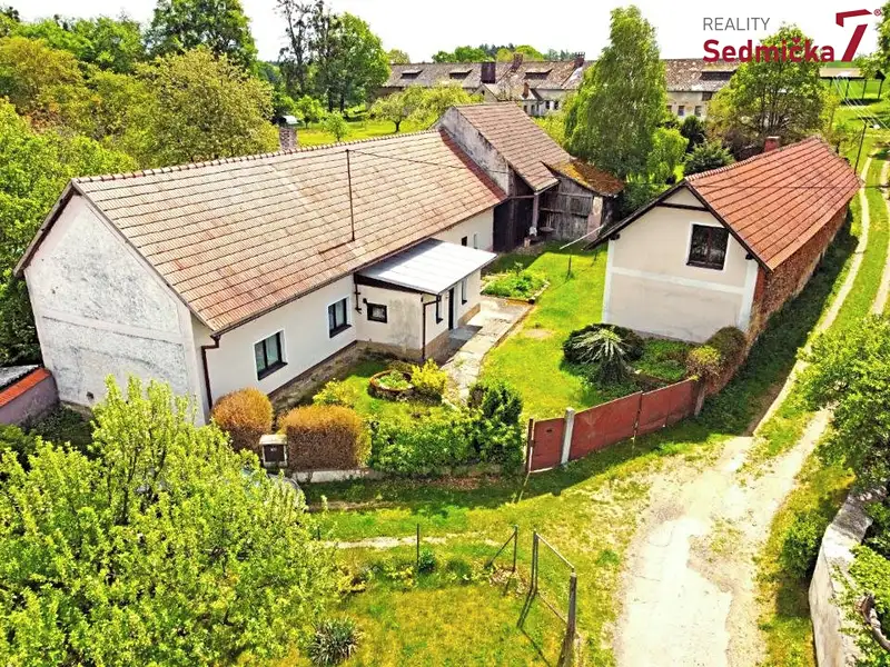 Prodej rodinného domu 130 m², pozemek 1313 m², Golčův Jeníkov – náhled fotky 2