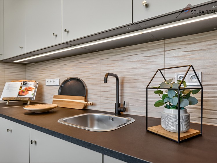 Prodej bytu 2+1, 52 m² (6 z 23)