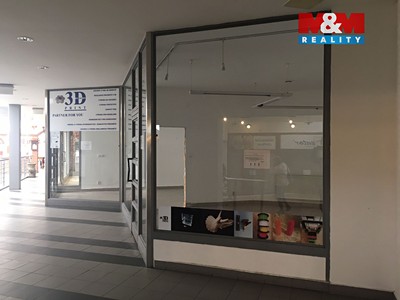 Pronájem obchodního prostoru 18 m² — photo 2