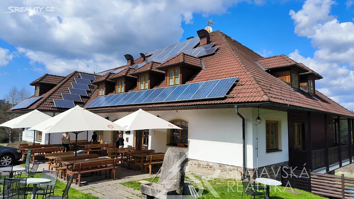 Prodej ubytovacího zařízení 1100 m², Stožec
