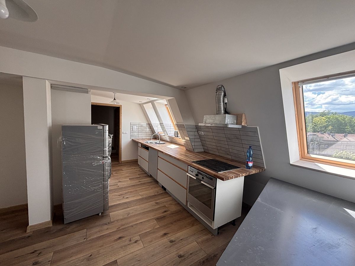 Pronájem bytu 3+kk 60 m²