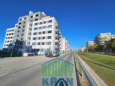 Pronájem garážového stání 15 m² — photo 3