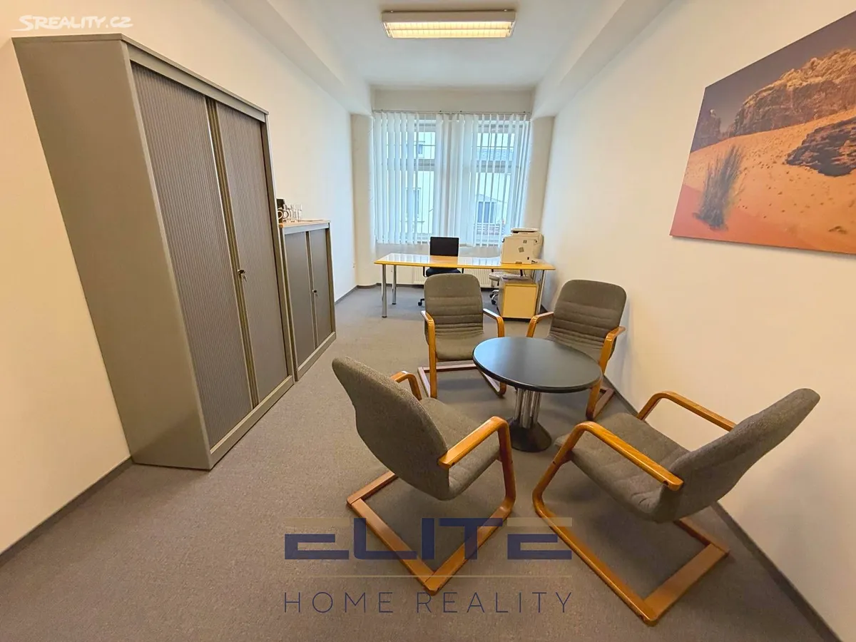 Pronájem kanceláře 21 m² - Widok 2