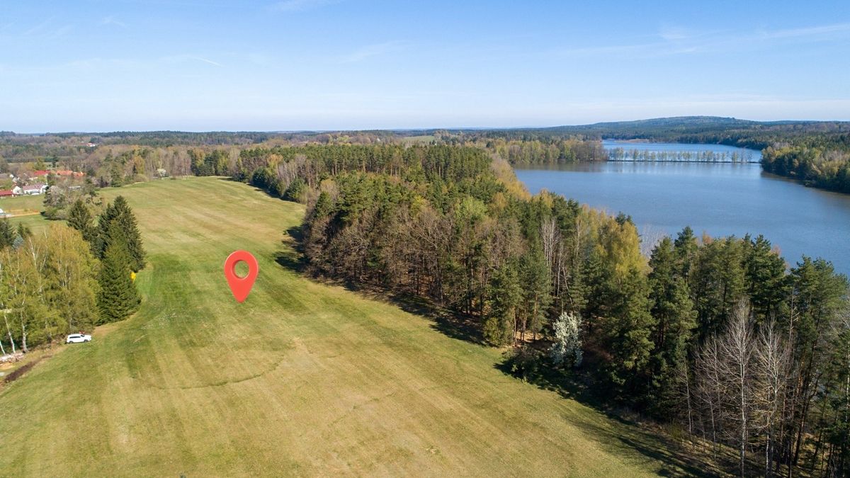 Prodej pole 14092 m²