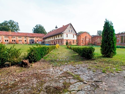Prodej komerční nemovitosti 570 m² — photo 3