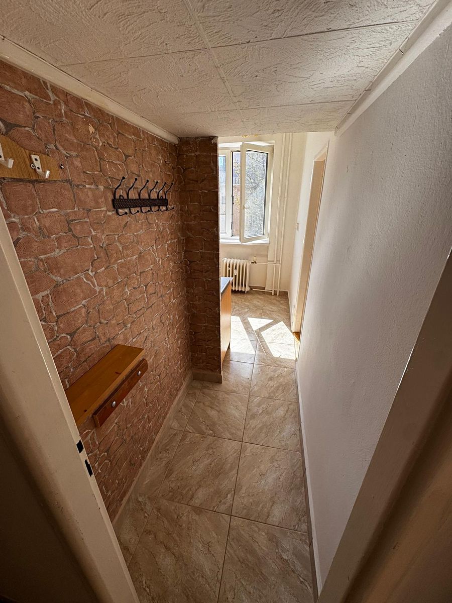 Pronájem bytu 1+1 40 m² – fotografie 3