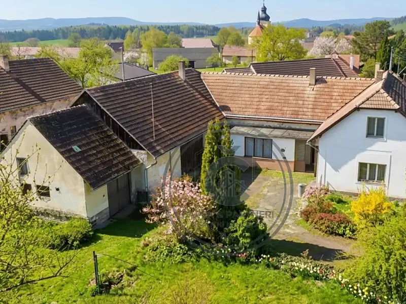 Prodej rodinného domu 180 m², pozemek 1159 m², Klučenice – náhled fotky 1