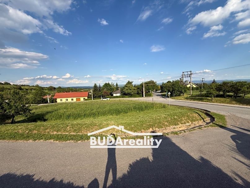 Prodej stavebního pozemku 1408 m² – fotografie 4