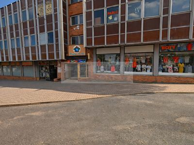Pronájem obchodního prostoru 217 m²