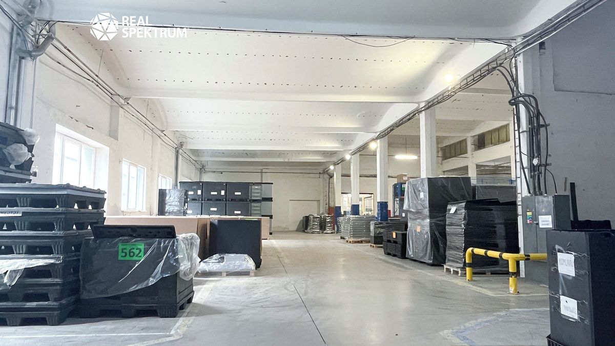 Pronájem výrobní haly, prostoru 3454 m², Kuřim – fotka 1 z 3