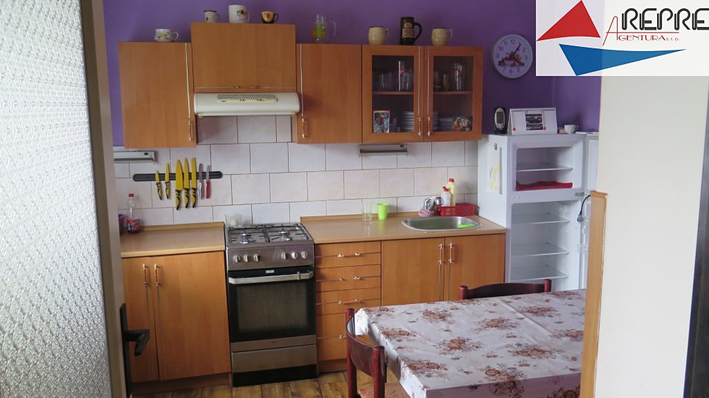 Prodej rodinného domu 120 m², pozemek 1100 m² – fotografie 2