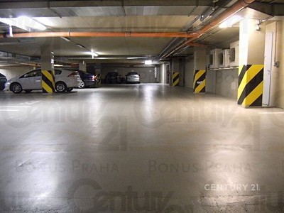 Pronájem garáže 12 m² — photo 4