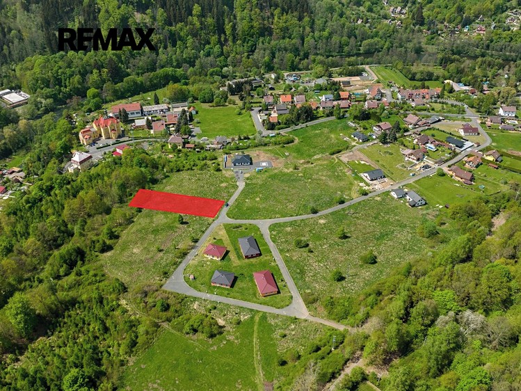 Prodej pozemku, 2 095 m² (1 z 4)