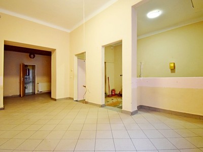 Комерційне приміщення в оренду, 73 м² (2 з 16)