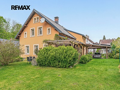 Prodej  rodinného domu 161 m², pozemek 2 099 m²