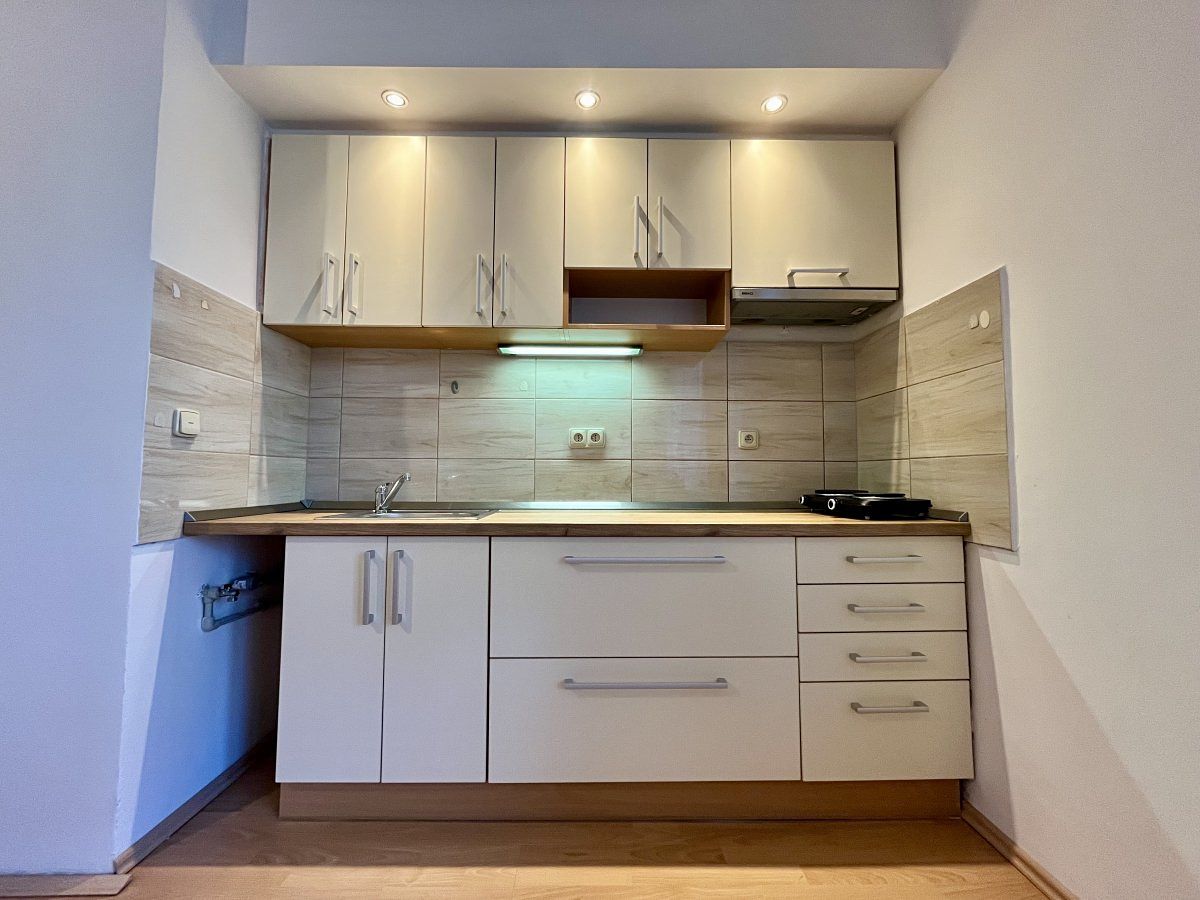 Pronájem bytu 1+kk 23 m²