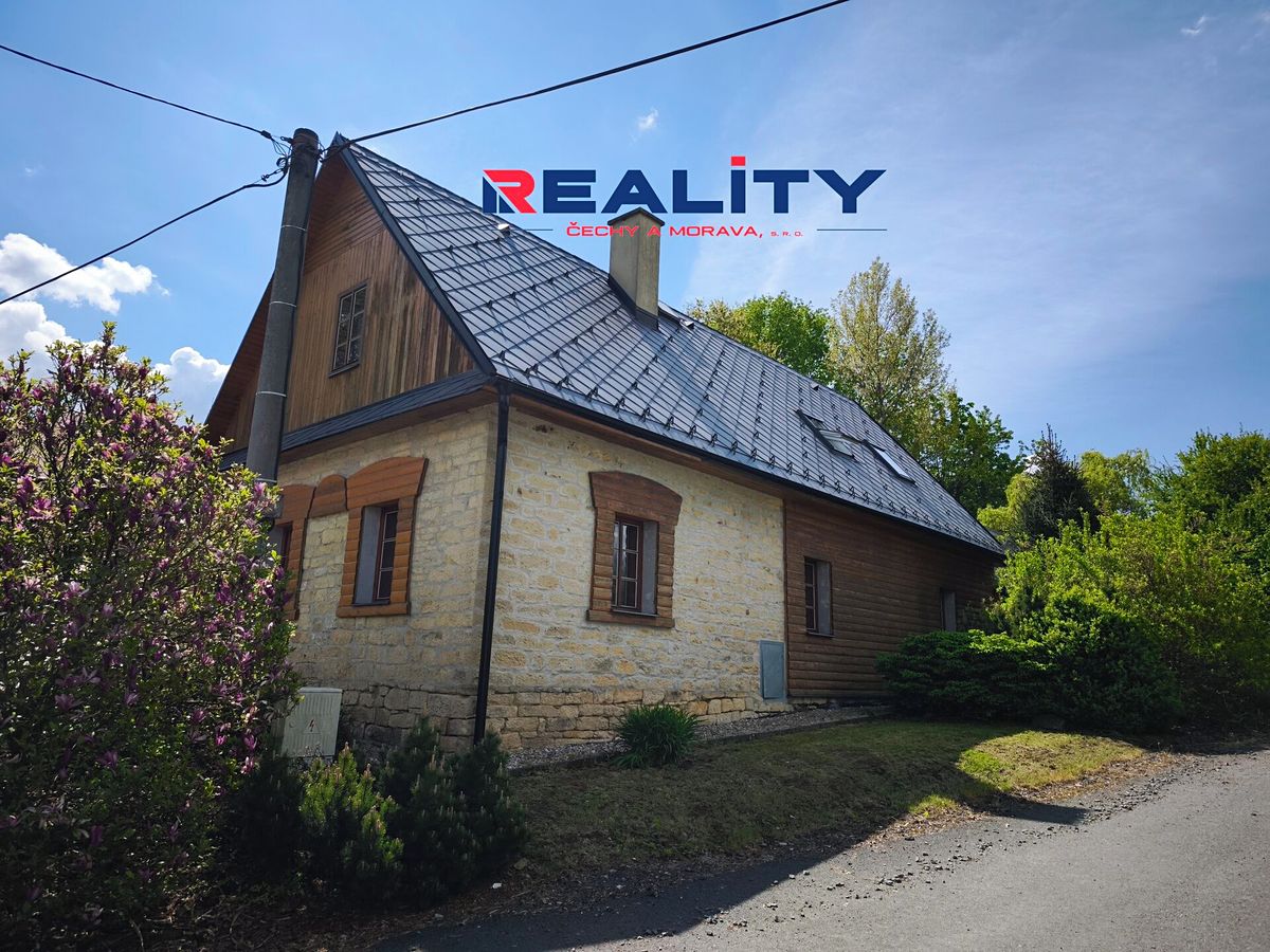 Prodej rodinného domu 150 m², pozemek 884 m² – fotografie 3