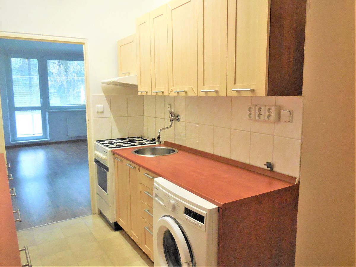 Pronájem bytu 1+kk 35 m²