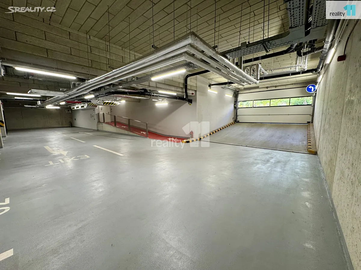 Pronájem garáže 20 m², Praha