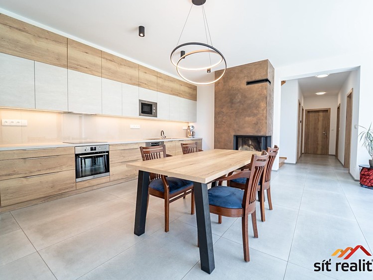 Prodej domu, 240 m² (15 z 52)