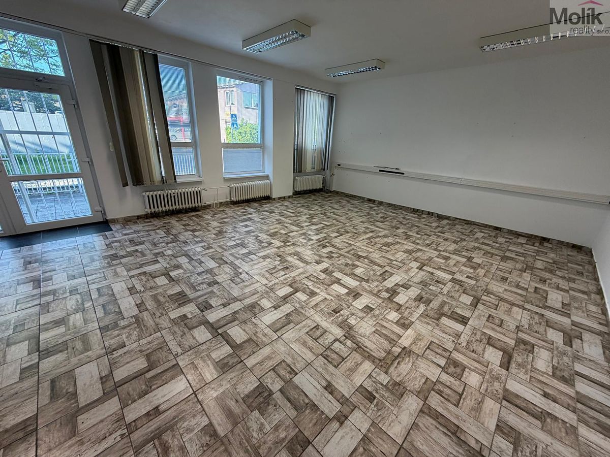 Pronájem kanceláře 84 m²