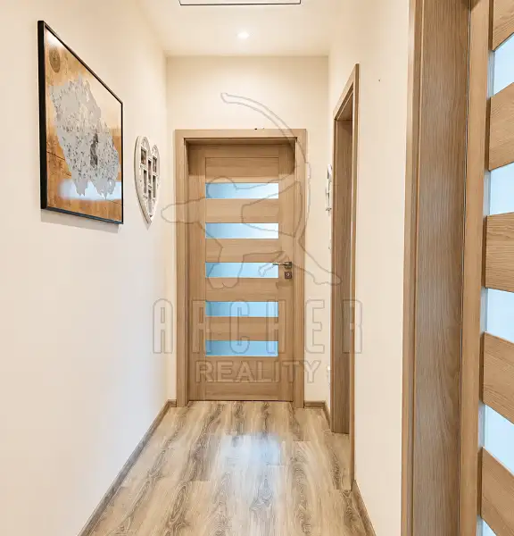 Prodej bytu 3+kk 85 m², Polerady – náhled fotky 3