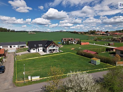Prodej  stavebního pozemku 1 009 m²