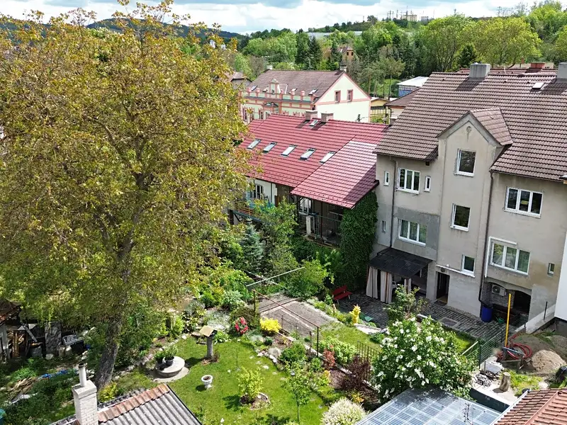 Prodej vícegeneračního domu 420 m², pozemek 305 m², Beroun – náhled fotky 3