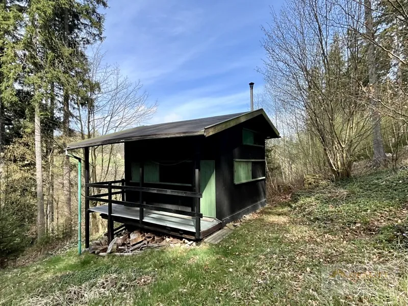 Prodej chaty 35 m², pozemek 16 m²