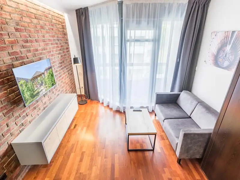 Pronájem bytu 1+kk 31 m², Praha – náhled fotky 1