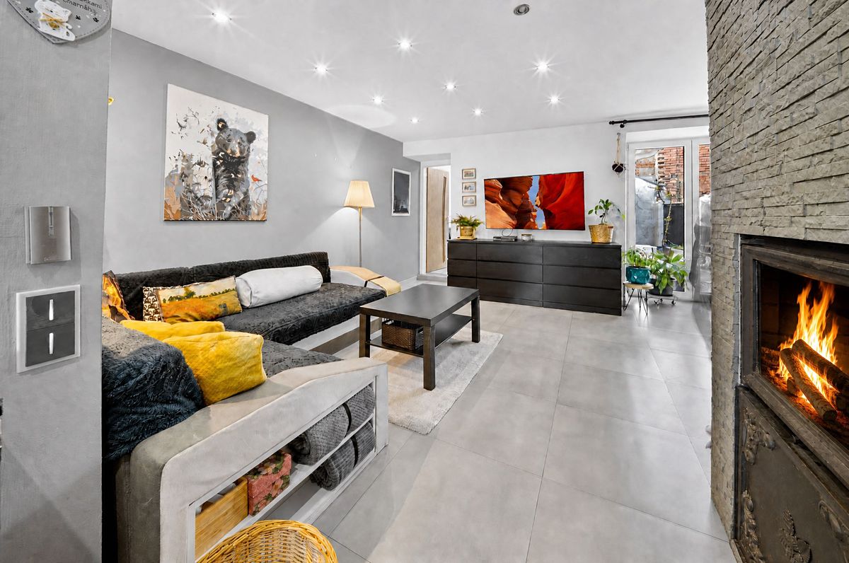 Prodej rodinného domu 100 m², pozemek 131 m² – fotografie 2
