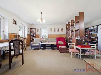 Prodej  rodinného domu 330 m², pozemek 1 180 m² — photo 4