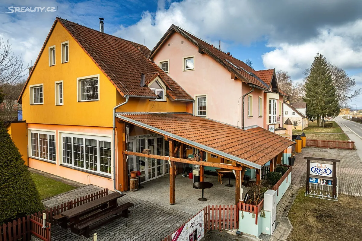 Prodej ubytovacího zařízení 500 m², Černá v Pošumaví